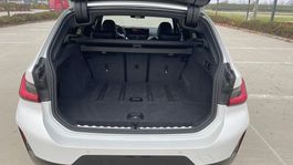 BMW 320d xDrive Touring (2023)