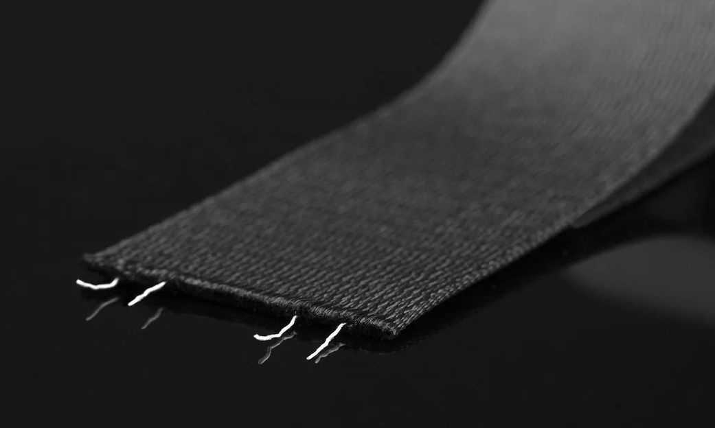 Vyhrievanie pásu zabezpečujú tenké ohrievacie...