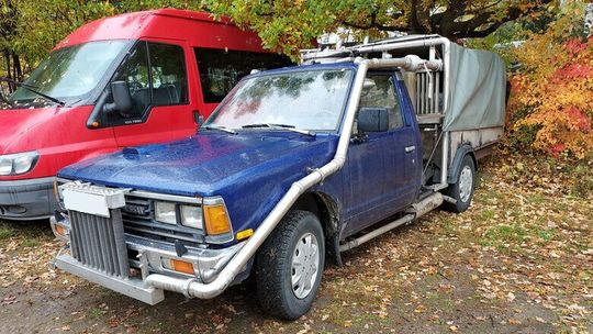 Datsun 720 - prestavba na drevoplyn