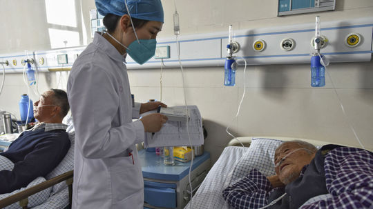 WHO: Čína má viac informácií, ktoré by mohli objasniť pôvod koronavírusu