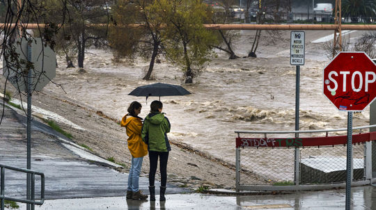 Biden vyhlásil v Kalifornii a Alabame stav prírodnej katastrofy