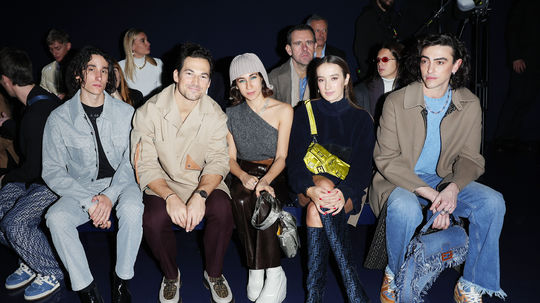 Zľava: Andrea Carpenzano, Giacomo Gianniotti,...