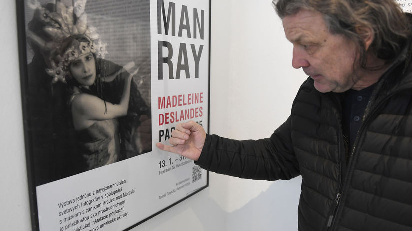 Kurátor výstavy Radomír Přibyla.