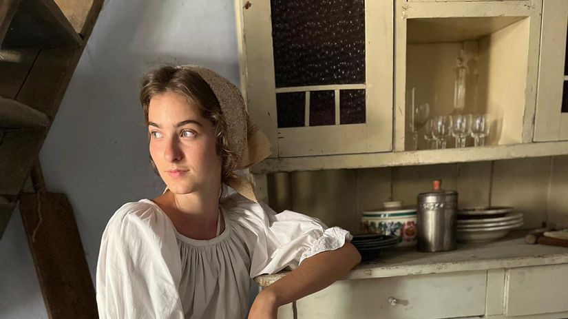 Prvé zábery z historického seriálu Niekde v...