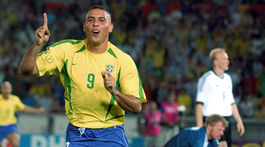 9. Ronaldo