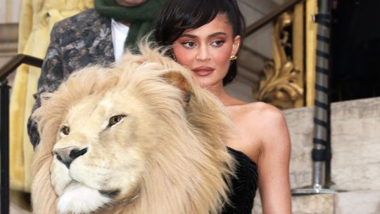 Kylie Jenner sa objavila na prehliadke...