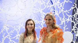 Adela Vinczeová (vpravo) a dizajnérka Martina Ďurikovičová
