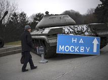 337. deň: Spojenci Kyjevu prisľúbili 321 tankov. Zelenskyj chce ďalšie zbrane