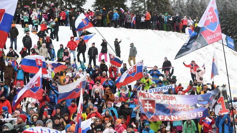 Tribúny a miesta pri trati v Špindlerovom Mlýne...