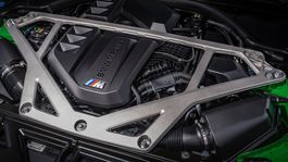 BMW M3 CS 16