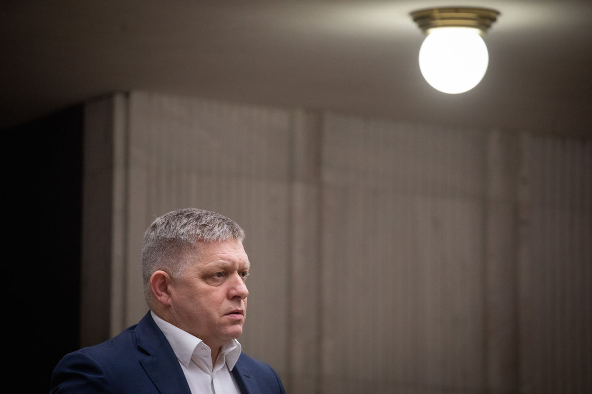 Poslanec za stranu Smer Robert Fico.