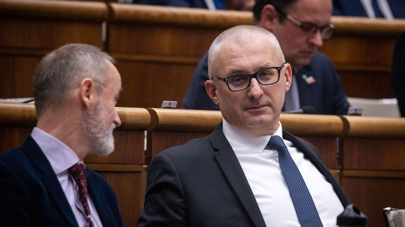 Tomáš Valášek, Miroslav Kollár, parlament