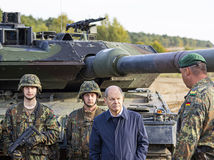 Tank / Leopard / Olaf Scholz / Nemeckí vojaci /