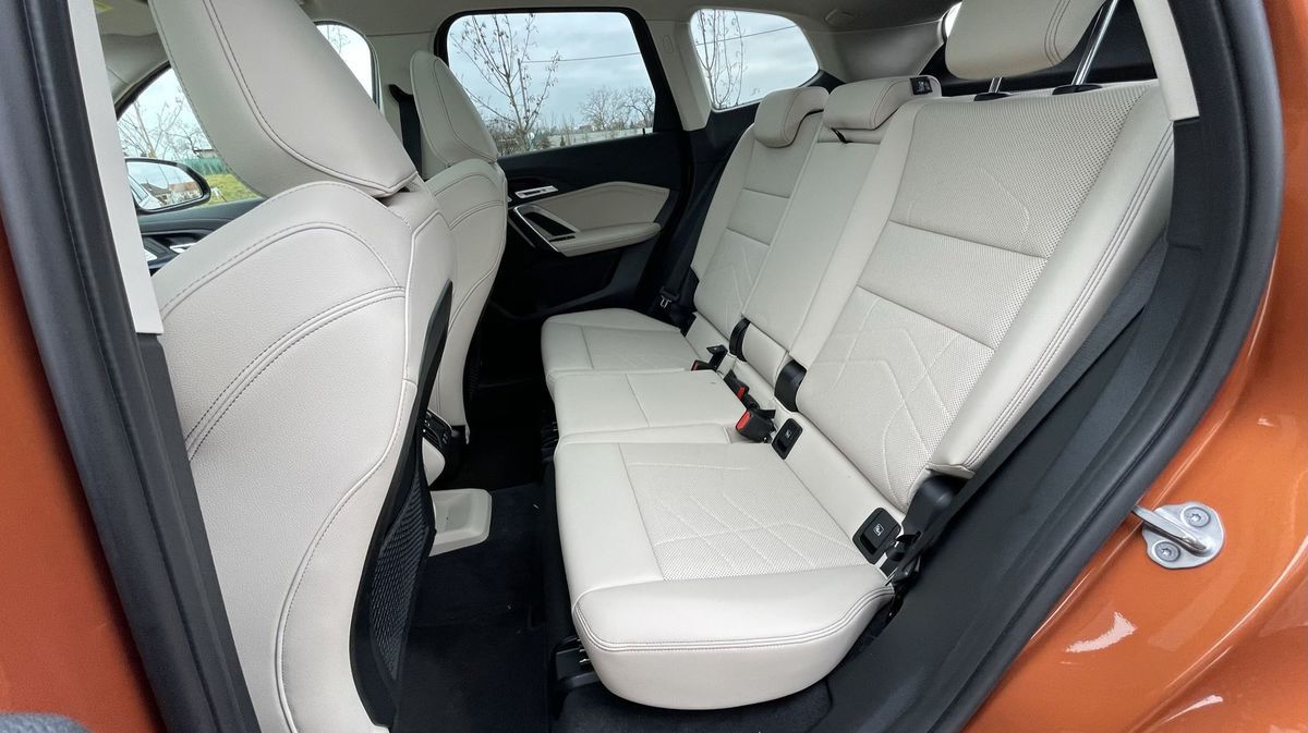 Auto príjemne prekvapilo priestorom nielen...