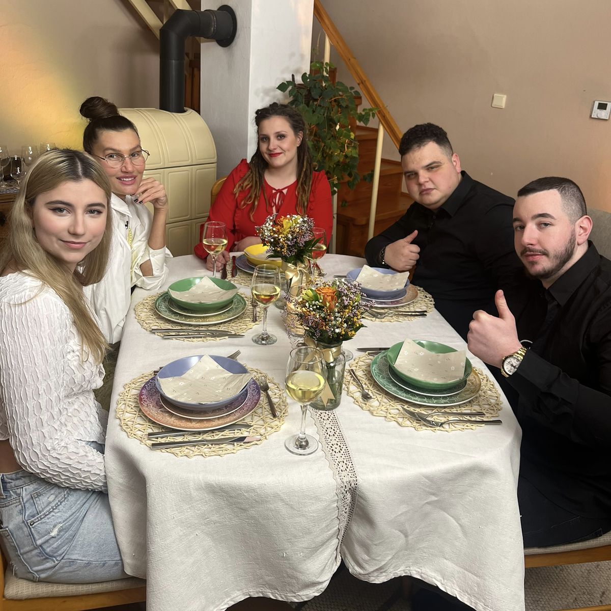 Reality šou Bez servítky uvádza televízia JOJ v...