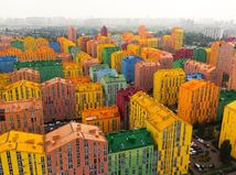 Comfort Town, Kyjev, Ukrajina, mesto, domy, sídlisko, bývanie,