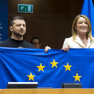Volodymyr Zelenskyj, Roberta Metsolová, Európska parlament