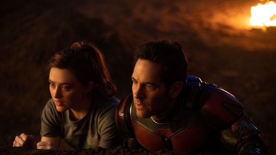 Paul Rudd ako Scott Lang/Ant-Man a Kathryn...
