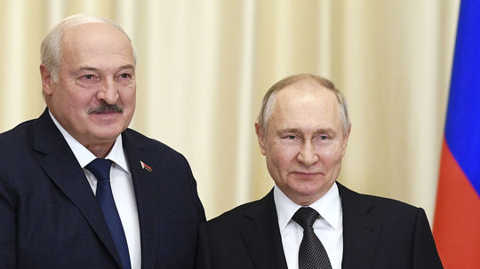 Lukašenko: V Bielorusku môžu byť umiestnené ruské strategické jadrové zbrane