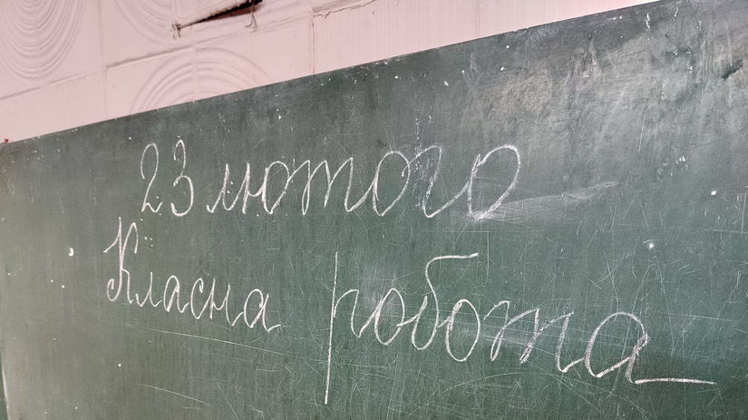 Nápis na tabuli z posledného dňa pred vojnou:...