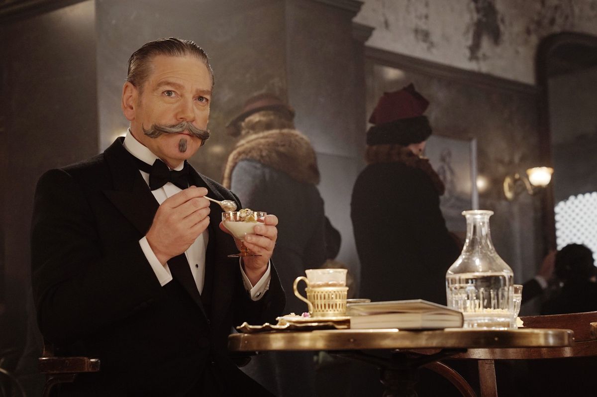 Kenneth Branagh ako Hercule Poirot v...