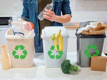 recyklácia odpadu, koše, triedenie odpadu