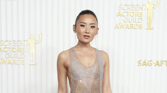 Herečka Li Jun Li v kreácii Fendi Haute Couture.
