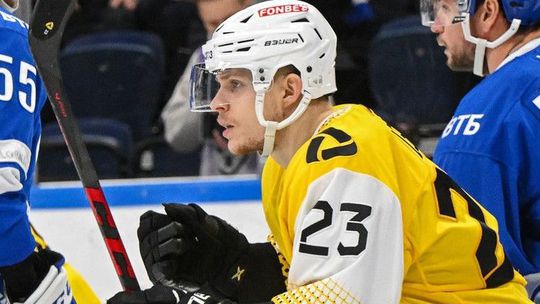 Slovenský útočník bude v kariére pokračovať v Rusku. S klubom KHL sa dohodol na predĺžení zmluvy