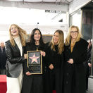 Laura Dern, Courteney Cox, Jennifer Aniston, Lisa Kudrow