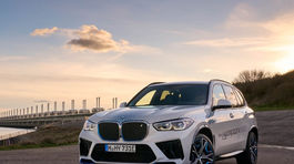 BMW iX5 Hydrogen Concept - 2023