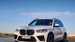 BMW iX5 Hydrogen Concept - 2023