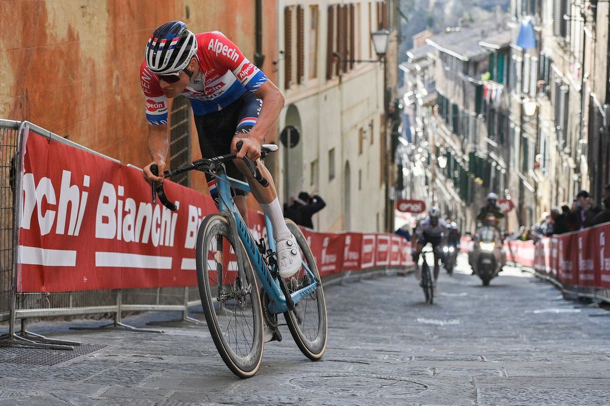 Mathieu van der Poel, víťaz Strade Bianche...