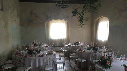 Vodný hrad v Hronseku patrí k najkrajším...