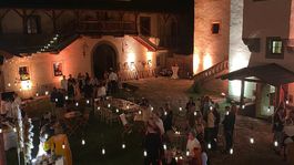 Vodný hrad v Hronseku patrí k najkrajším...