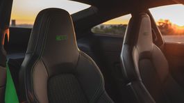 Porsche 911 Carrera T 17