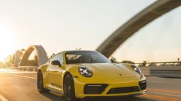 Porsche 911 Carrera T 2