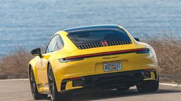 Porsche 911 Carrera T 6