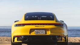 Porsche 911 Carrera T 7