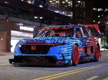 Honda CR-V Hybrid Racer - 2023