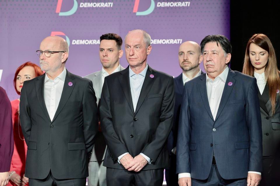 Eduard Heger predstavil novú stranu Demokrati.