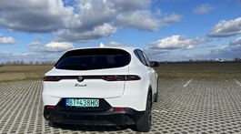 Alfa Romeo Tonale 118 kW (2023)