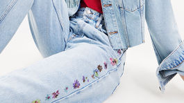džínsy širšieho strihu s dekorom na stranách, predáva Desigual