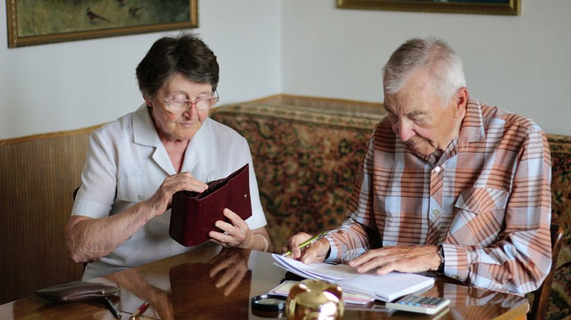 dôchodci, dôchodok, dôchodcovia, stres