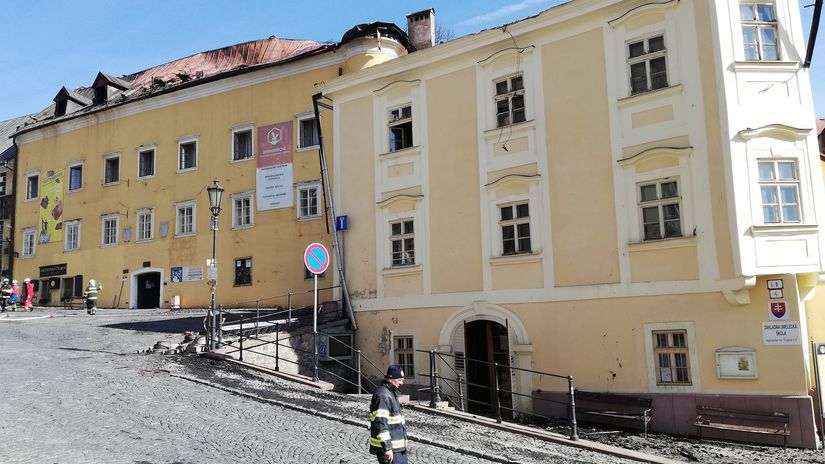 K najviac poškodeným patria Berggericht (vľavo)...