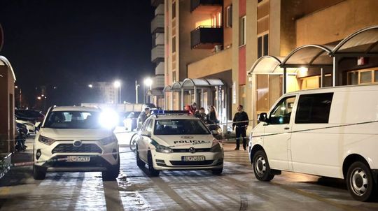 Policajné zložky na Vyšehradskej ulici v...