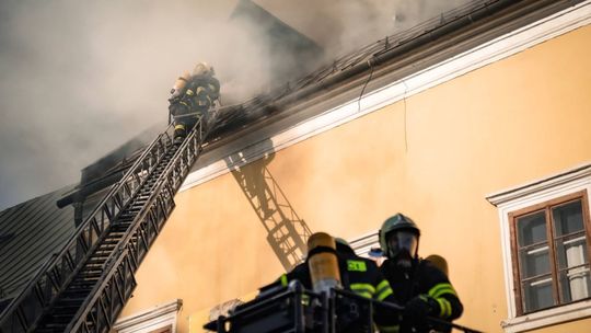 Požiar v Banskej Štiavnici je stabilizovaný, mesto vyhlásilo mimoriadnu situáciu 