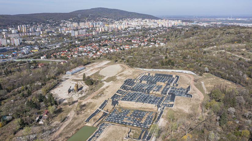 SR Bratislava dron nemocnica Rázsochy zbúranie BAX