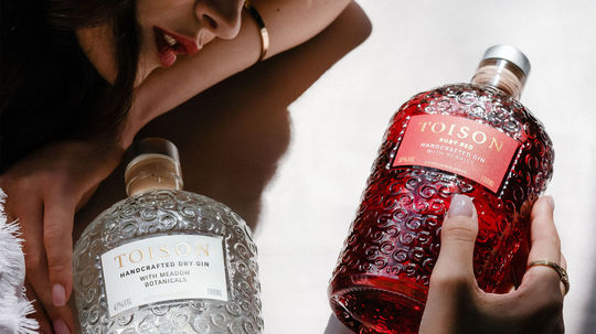 Svet ocenil slovenský výrobok. Červený gin získal zlato v prestížnej svetovej súťaži