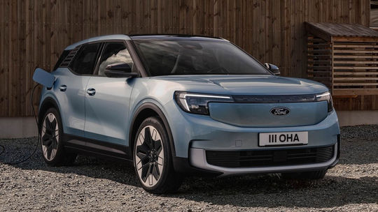 Ford Explorer - 2023