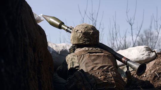 Ukrajinskí obrancovia Bachmutu nemajú dosť munície. Boja sa, že stratia podporu